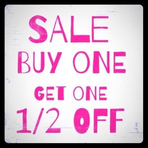 🚨 BOGO SALE ON ENTIRE CLOSET 🚨